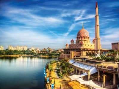 Điểm danh 12 địa điểm không thể bỏ qua khi tới Malaysia