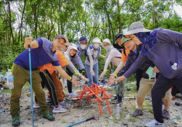 Team Building Đà Lạt ( Trekking, SUP, Camp)