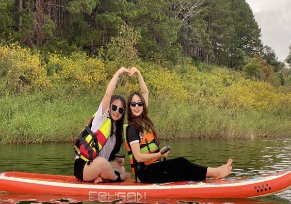 Tour chèo SUP hồ Tuyền Lâm,Đà Lạt